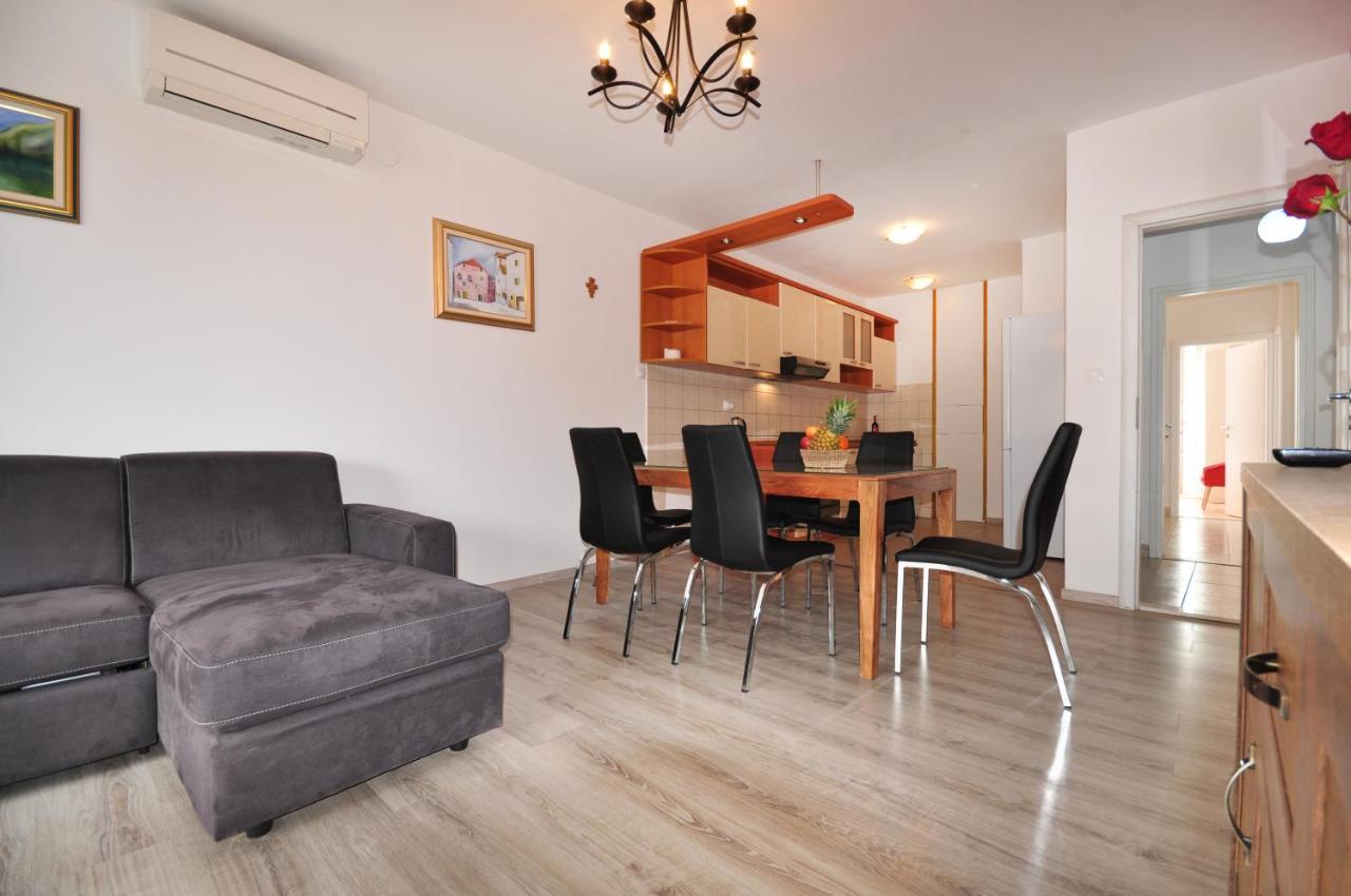 Virna Apartment Split Bagian luar foto