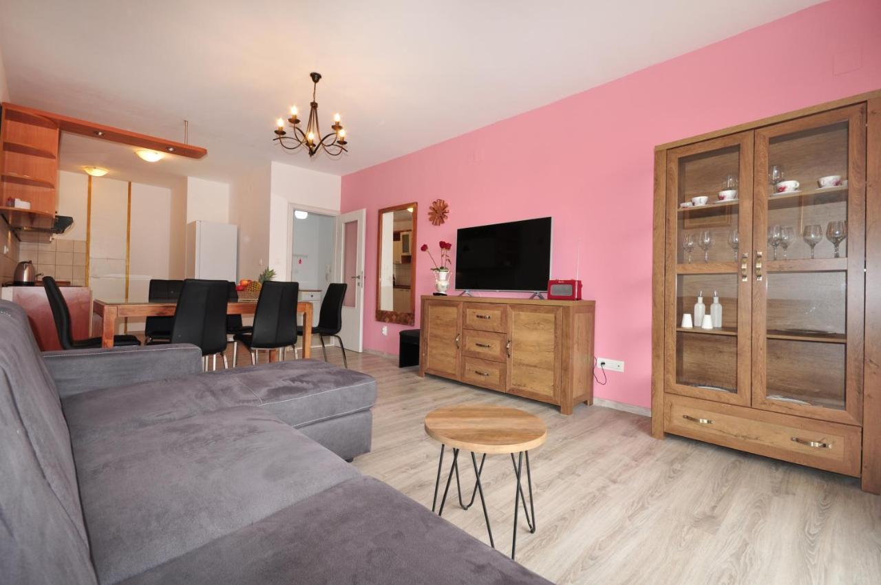 Virna Apartment Split Bagian luar foto